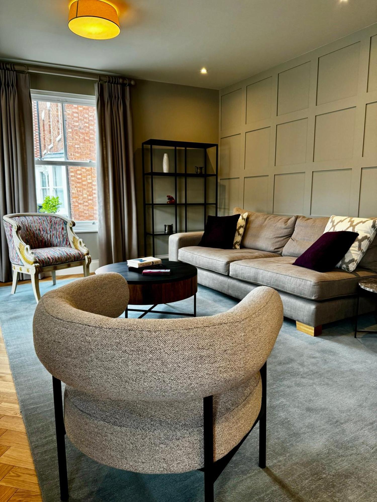 Macbeths Corner High End Luxury Apartment In Centre With Parking Stratford-upon-Avon Extérieur photo